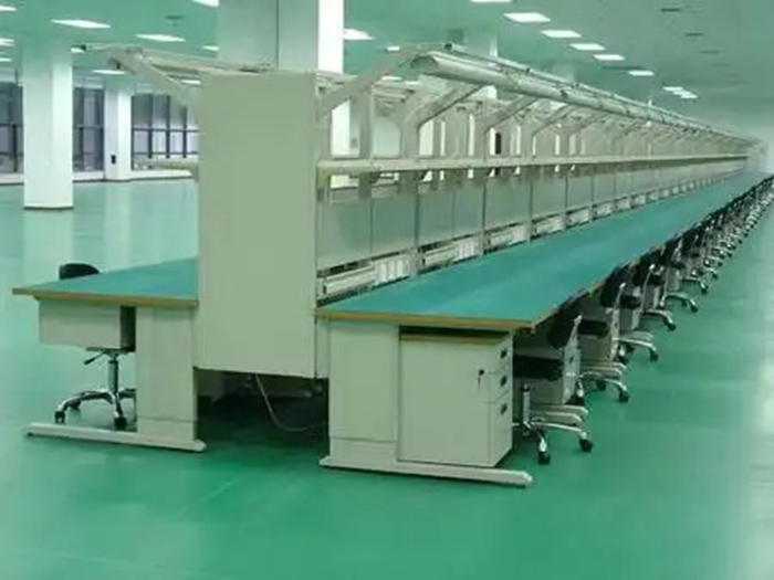 防靜電工作臺(tái)的安裝是否復(fù)雜？
